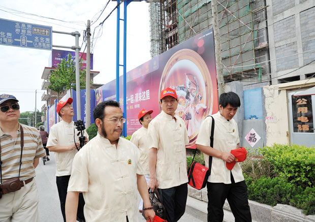 �н������о�Ժר��һ�и�ɽ�����ݿ���