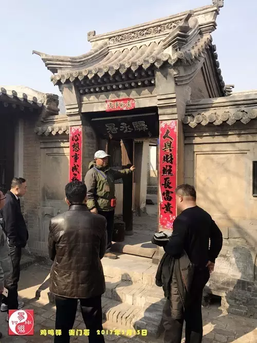 �׾�֮�������׻�Ա